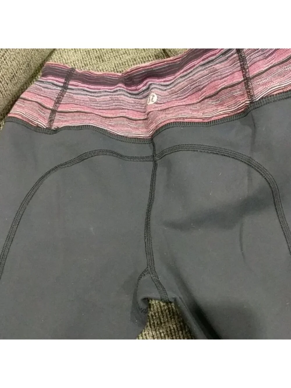 Lululemon Gather & Crow Crop II *Full-On L…